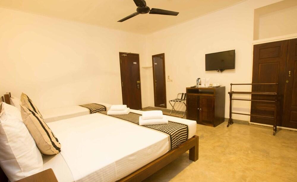Jaffna Heritage Hotel Экстерьер фото